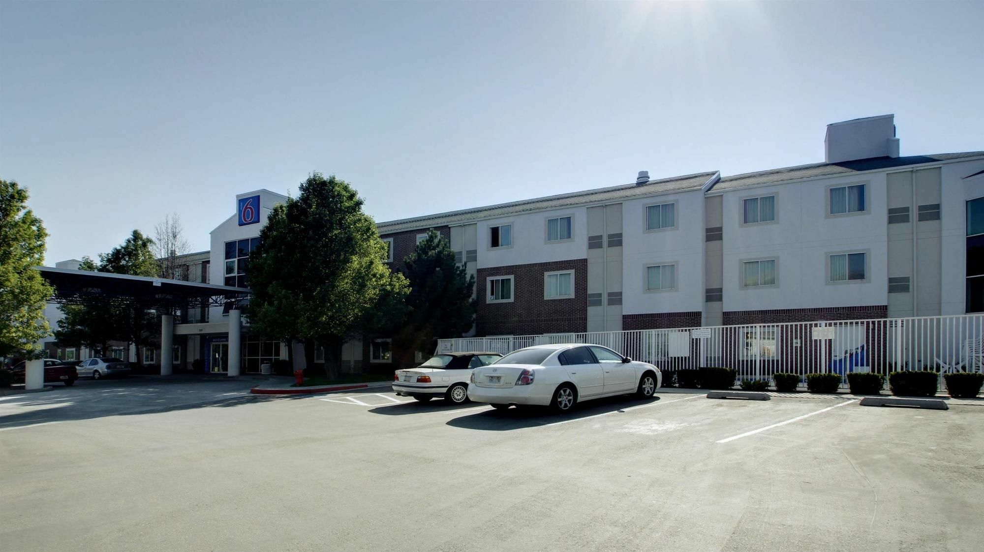 Motel 6 Lehi, Ut - Thanksgiving Point Exterior photo